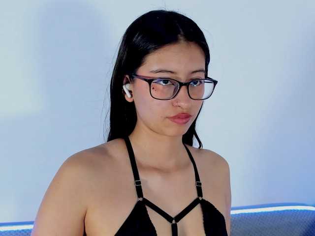 Katnislove live webcam show