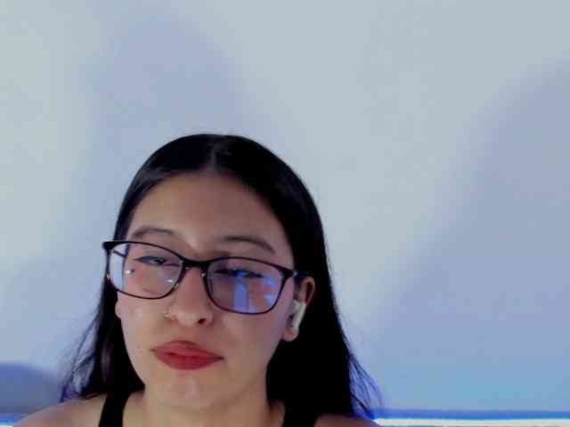Katnislove Live Webcam on BongaCams