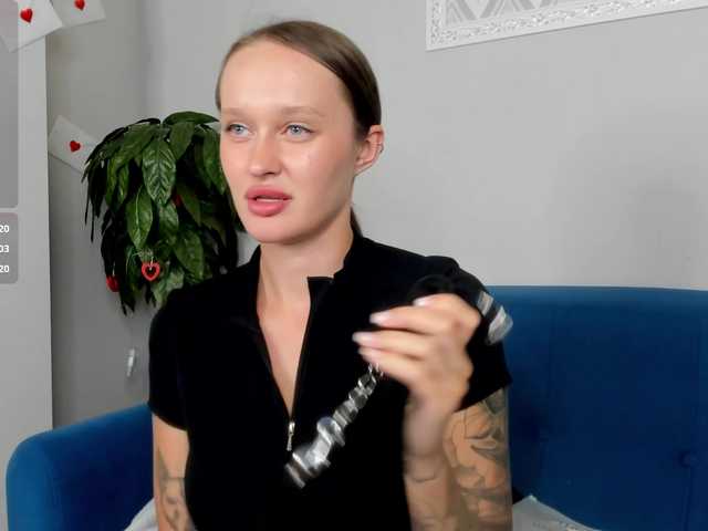 UliKop live cam on BongaCams