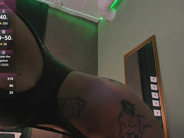 UliKop live cam on BongaCams