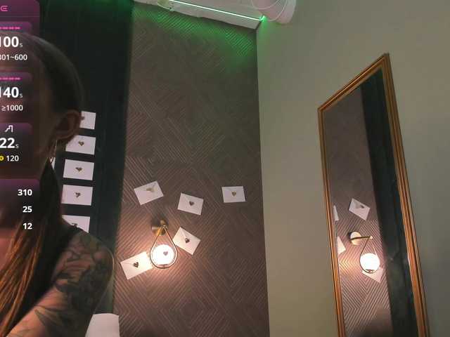 UliKop live cam on BongaCams