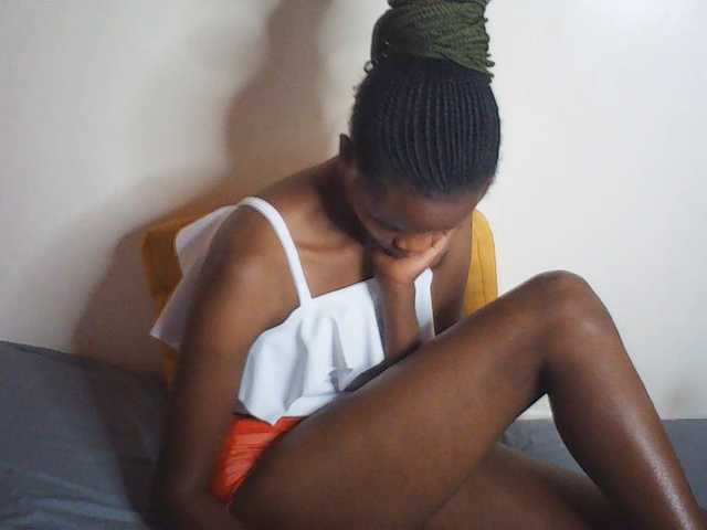 Suzyb Cam en direct sur BongaCams