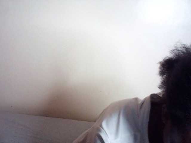 Suzyb live cam on BongaCams
