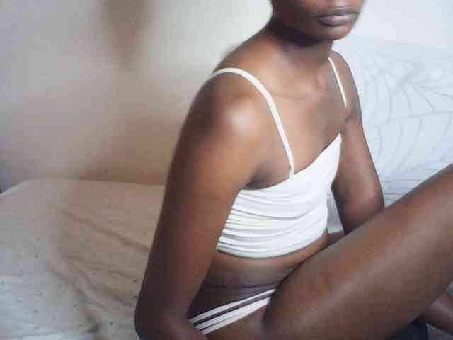 Model: Suzyb