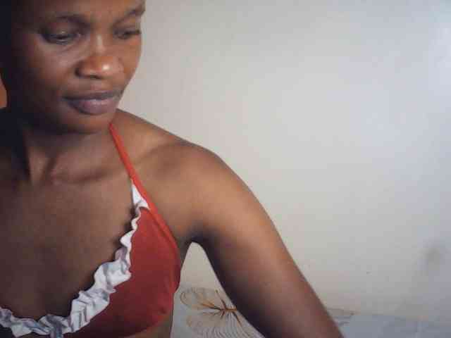 Model: Suzyb