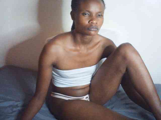 Model: Suzyb
