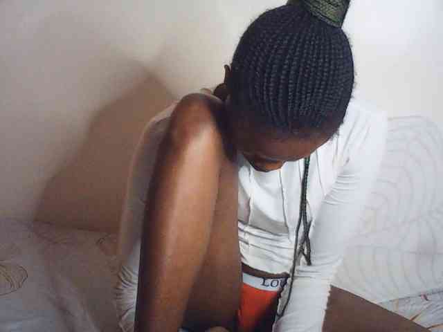 Model: Suzyb