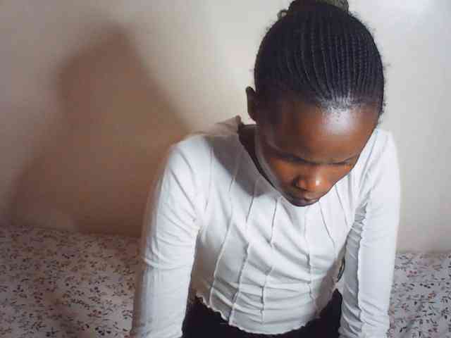 Model: Suzyb