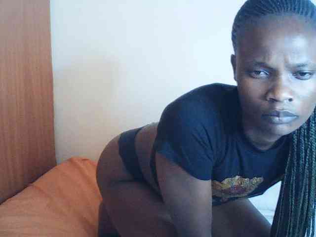 Suzyb webcam