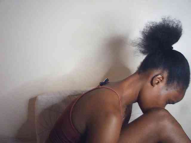 Model: Suzyb