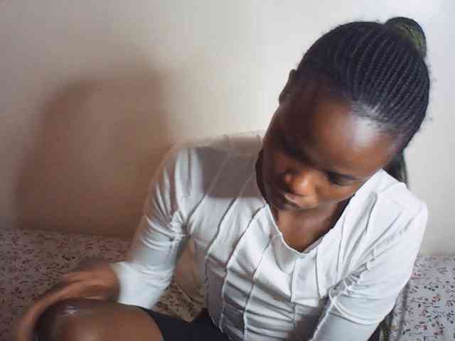 Model: Suzyb