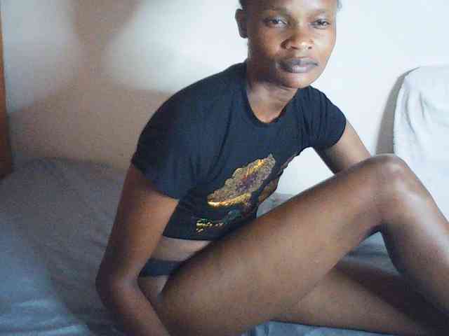 Model: Suzyb