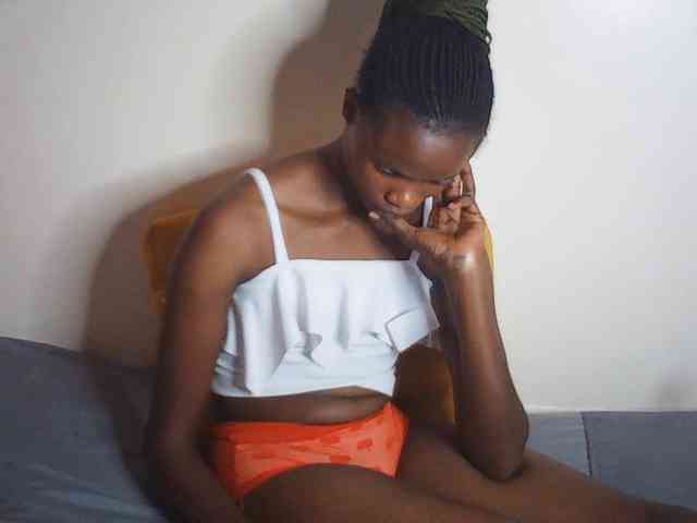 Model: Suzyb