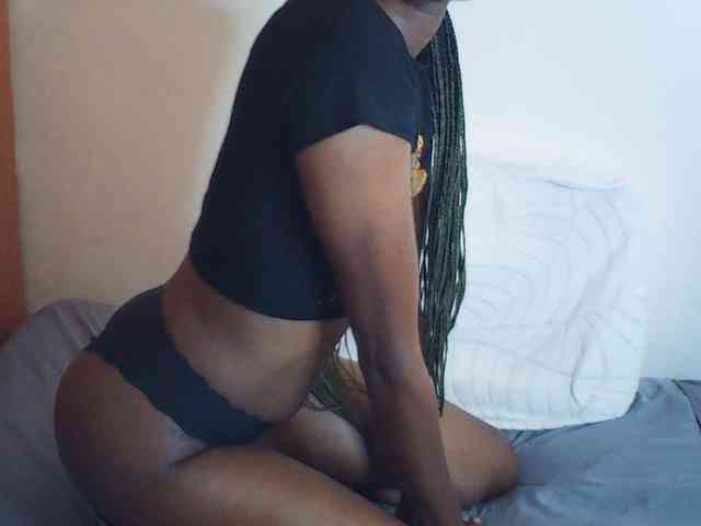 Model: Suzyb