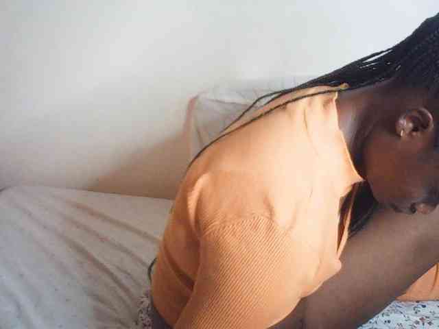 Model: Suzyb