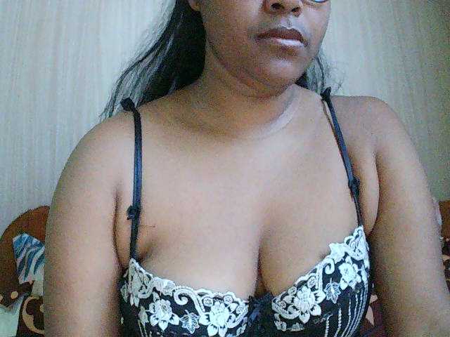 Lounahsexy webcam