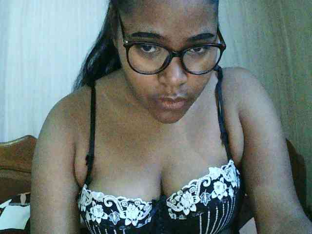 Lounahsexy webcam
