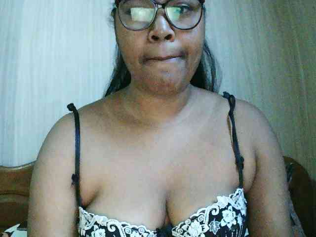 Lounahsexy webcam