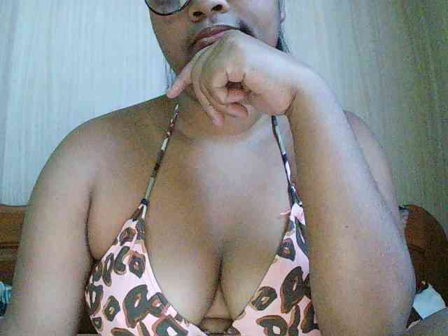 Lounahsexy webcam