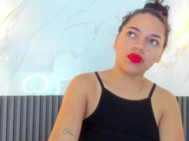 SamanthaLopez1 live cam on BongaCams
