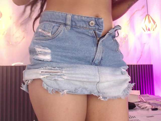 SamanthaLopez1 live cam on BongaCams