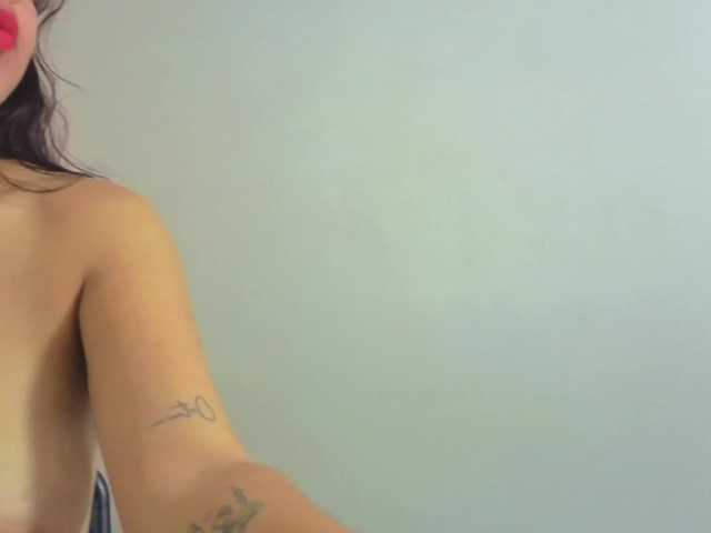 SamanthaLopez1 live cam on BongaCams