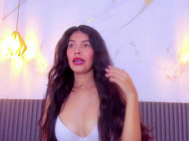 VanessaLune live cam on BongaCams