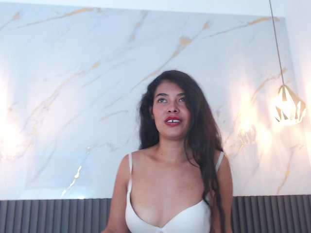 VanessaLune live cam on BongaCams