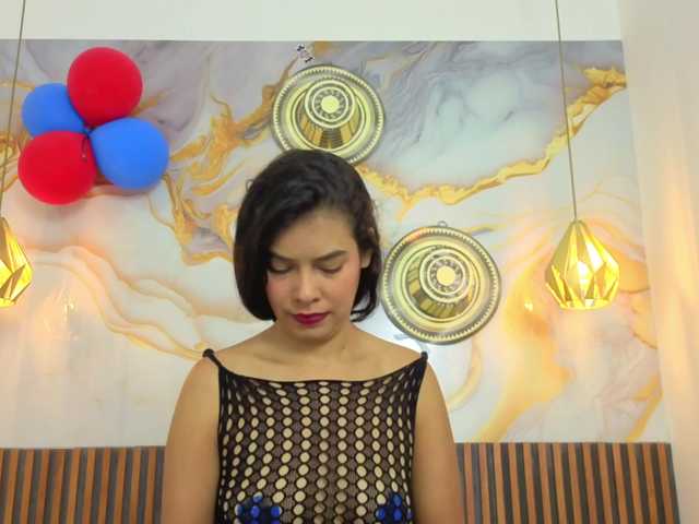 VanessaLune live cam on BongaCams