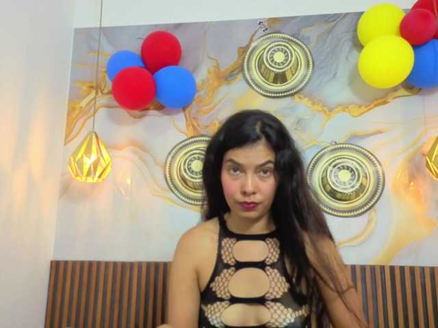 VanessaLune live cam on BongaCams