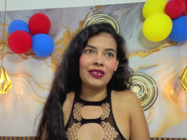 VanessaLune live cam on BongaCams