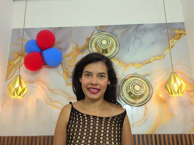 VanessaLune live cam on BongaCams