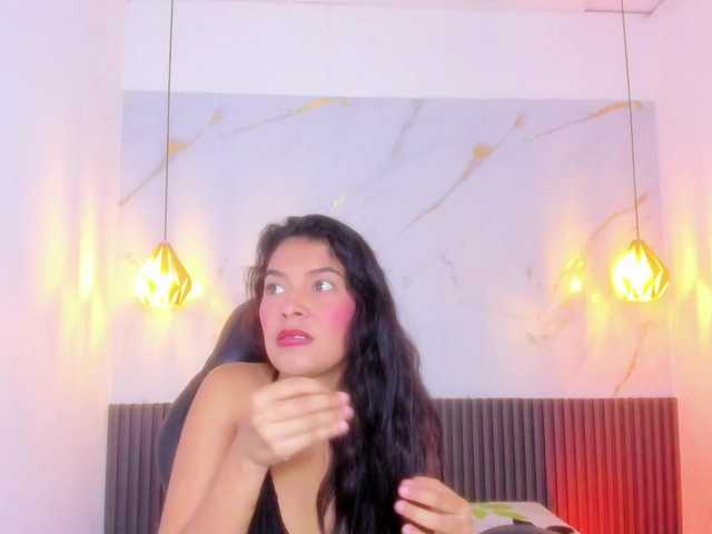 VanessaLune live cam on BongaCams