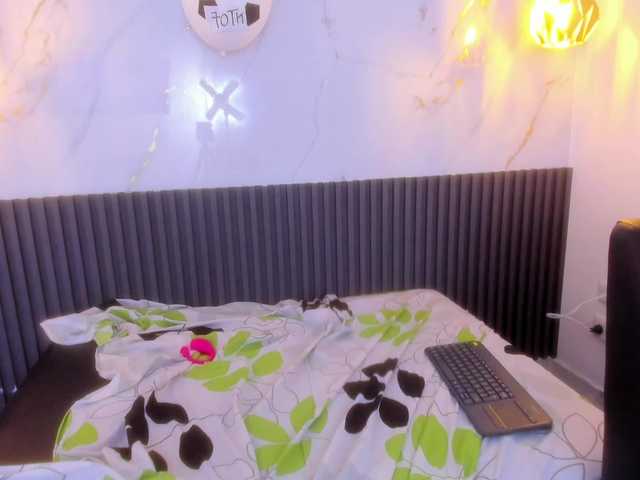 VanessaLune live cam on BongaCams