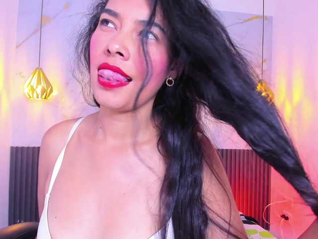 VanessaLune live cam on BongaCams