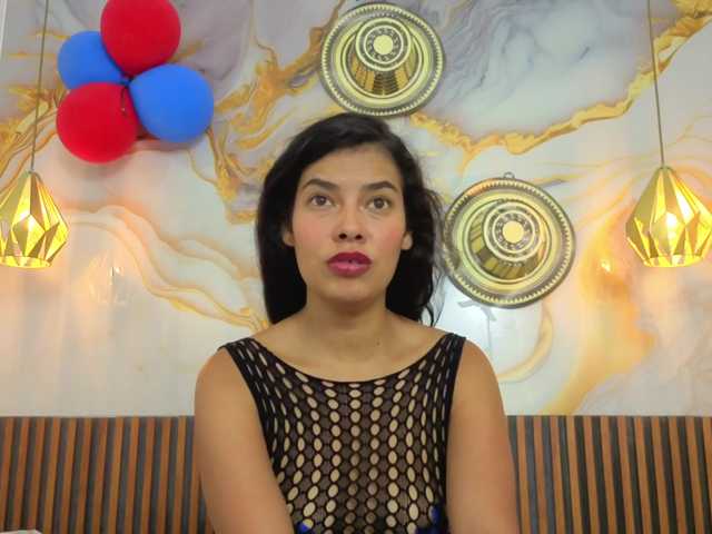 VanessaLune live cam on BongaCams