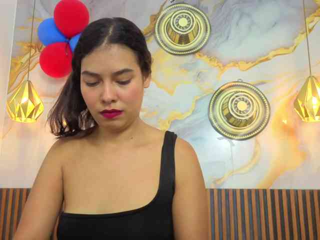 VanessaLune webcam