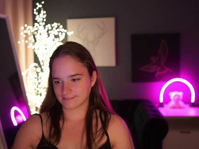 SuzySKy live cam on BongaCams