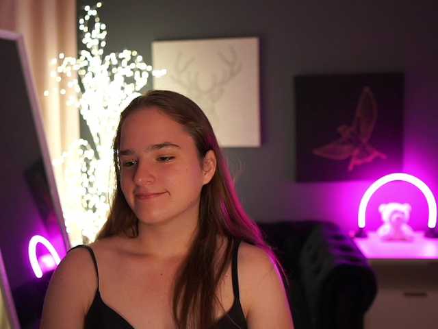 SuzySKy live cam on BongaCams