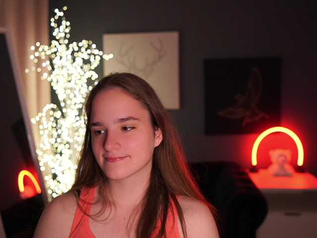 SuzySKy live cam on BongaCams