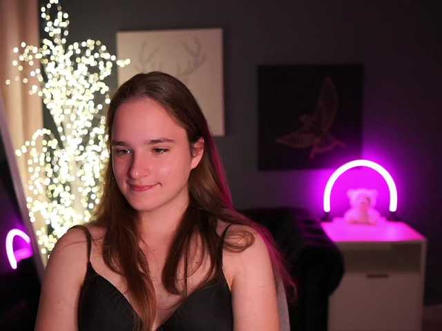 SuzySKy live cam on BongaCams