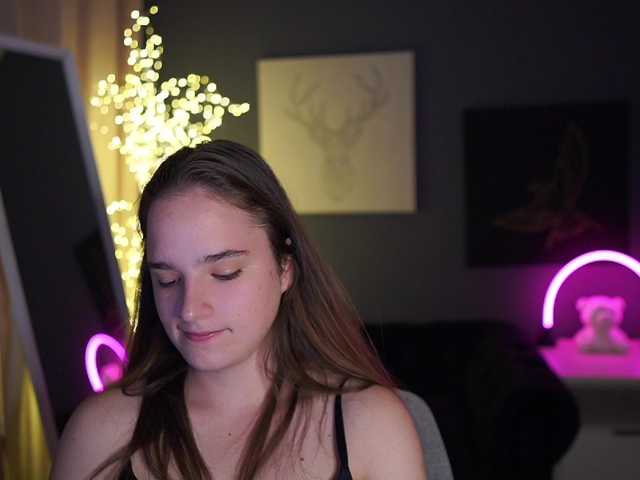 SuzySKy live cam on BongaCams