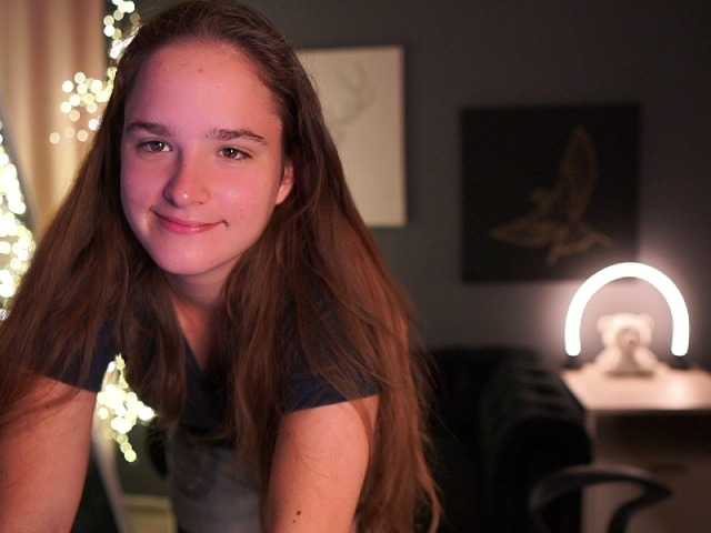 SuzySKy live cam on BongaCams