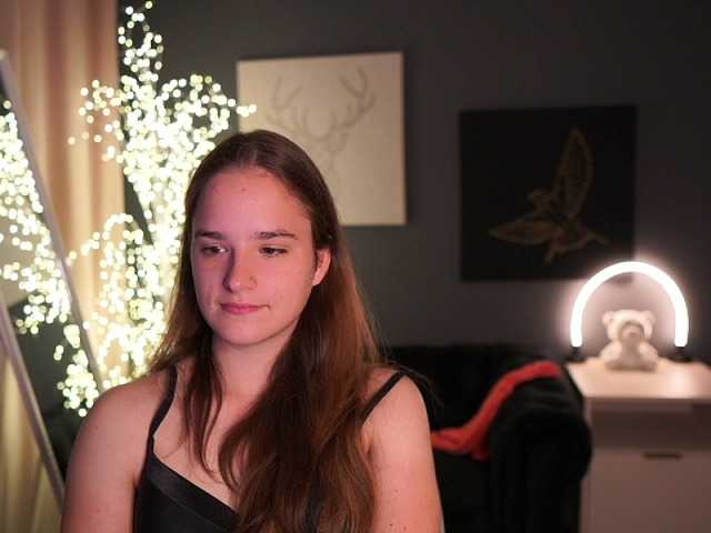 SuzySKy live cam on BongaCams