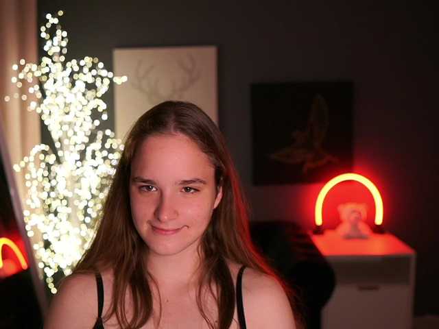 SuzySKy live cam on BongaCams