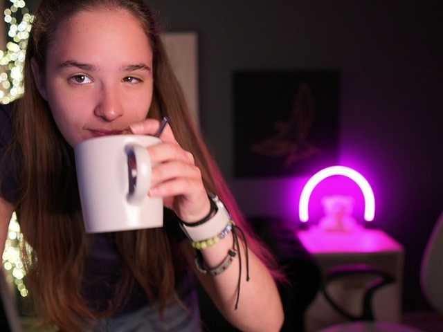 SuzySKy live cam on BongaCams
