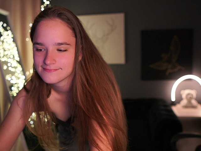 SuzySKy live cam on BongaCams
