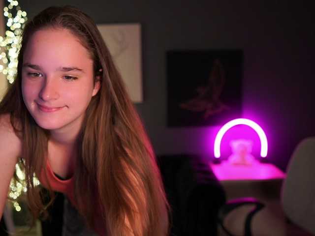 SuzySKy live cam on BongaCams