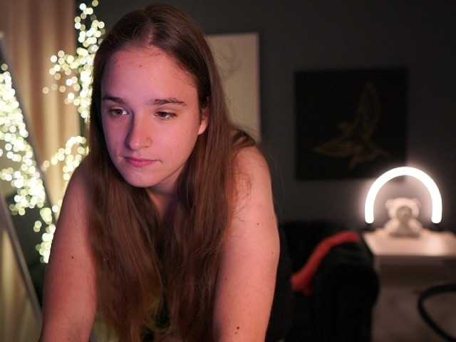 SuzySKy live cam on BongaCams