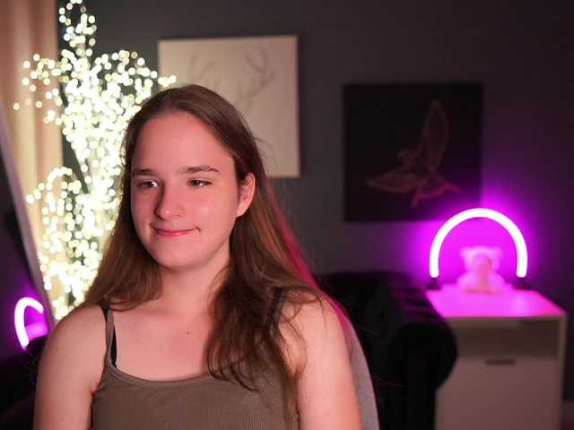 SuzySKy live cam on BongaCams